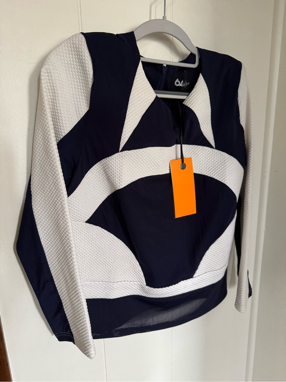 NWT 64 Sixty Five Boutique Long Slv Blouse White & Blue Colorblock Mesh, Small